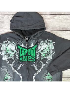 Vintage Y2k Tapout x Amps Skull Graphic Zip Up Jacket